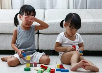 Kakak Adik Berselisih, Begini Sikap yang Tepat bagi Orang Tua