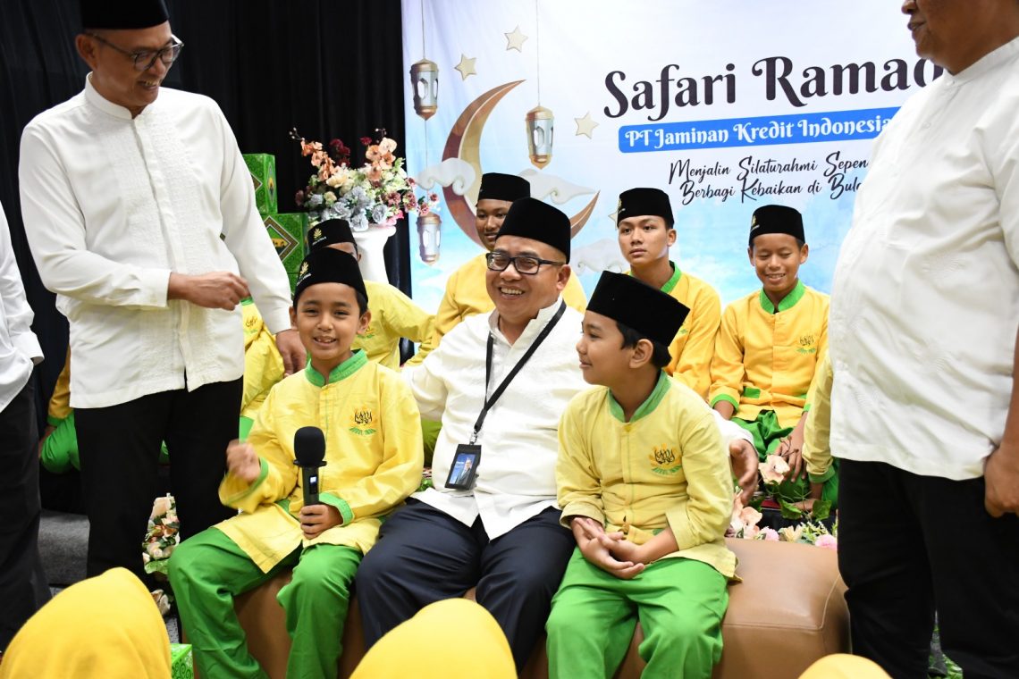 Jamkrindo Distributes Social Aid During Ramadan Ahead of 56th Anniversary