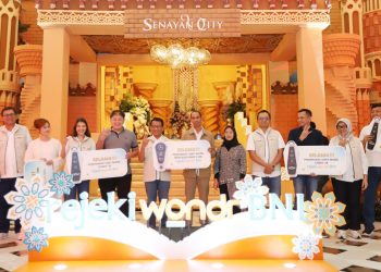 BNI Hands Out Mercedes-Benz and Hundreds of Gadgets in Rejeki wondr BNI Draw
