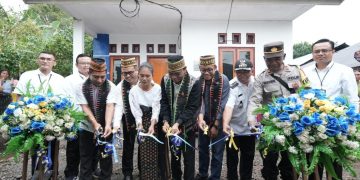 Taspen and Bank Mandiri Taspen Upgrade Homes for Low-Income Families in NTT