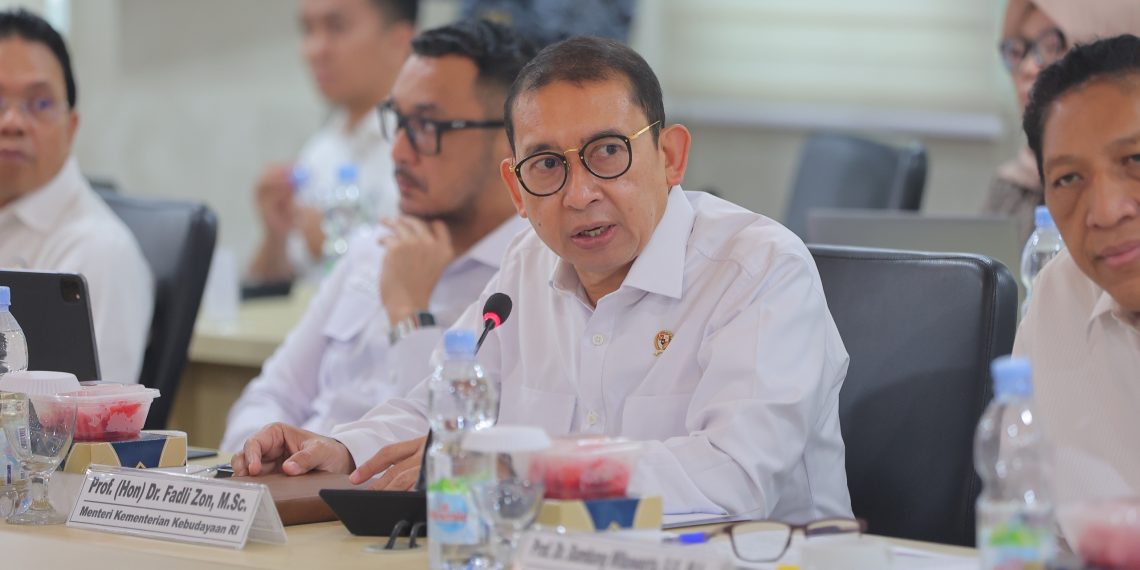 Hundreds of Indonesian Regional Languages at Risk, Senate Urges Faster Law