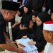 Bank Mandiri Taspen Hands Over Compensation to Family of Fallen UN Peacekeeper