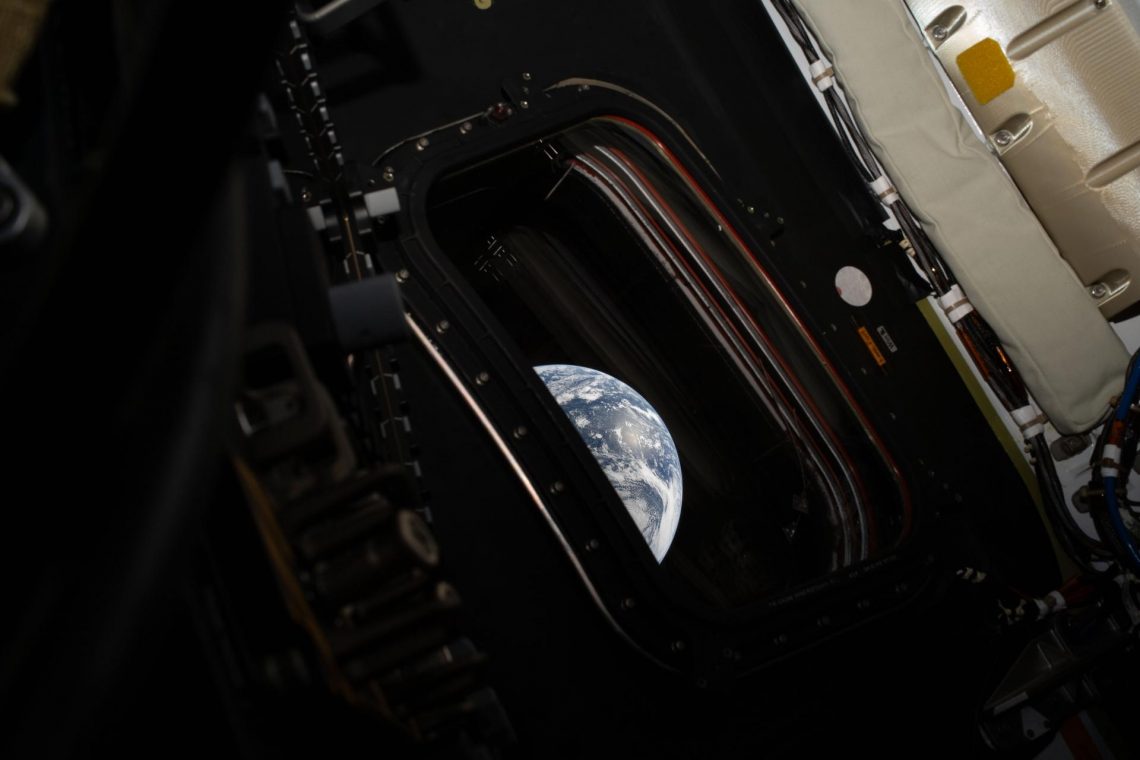 NASA's Artemis II to Fly 460,000 km from Earth, Set New Deep Space Record