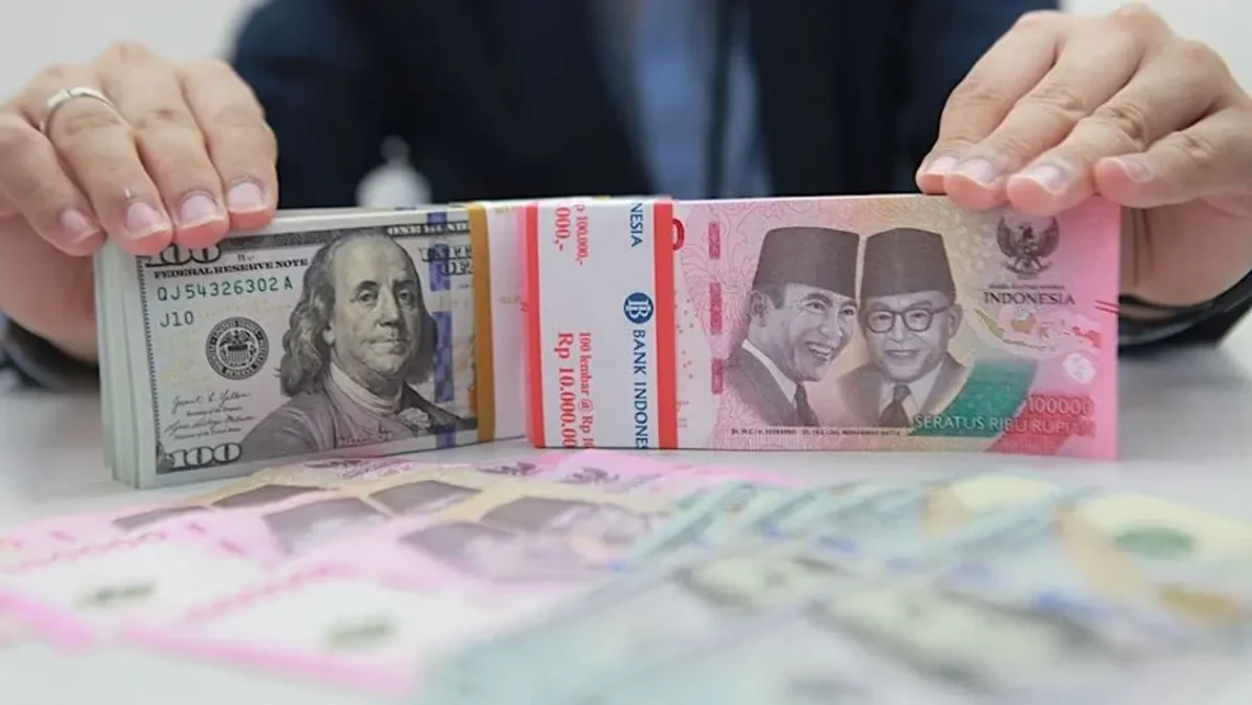 Rupiah Weakens as US Threatens to Expand Blockade to Gulf of Oman