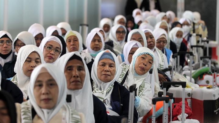 13 Indonesian Hajj Pilgrims From East Java Die During Hajj Process