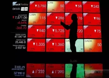 IHSG Plunges 1.98% as Hundreds of Stocks Slide
