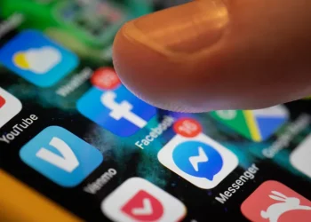 Following Indonesia, Malaysia Bans Social Media Accounts for Children Under 16