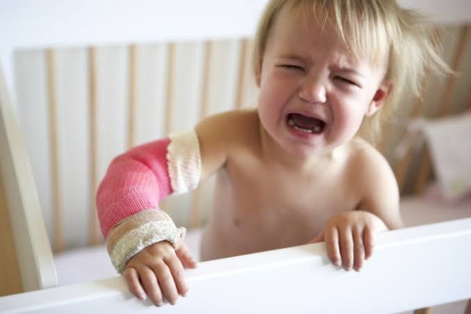 Why You Should Never Massage a Child's Fracture, Doctors Say