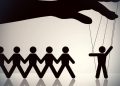 7 Signs You're Dealing With a Master Manipulator