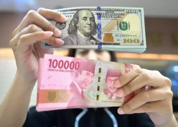 Indonesian Rupiah Slides Near Rp18,100 as Dollar Strengthens