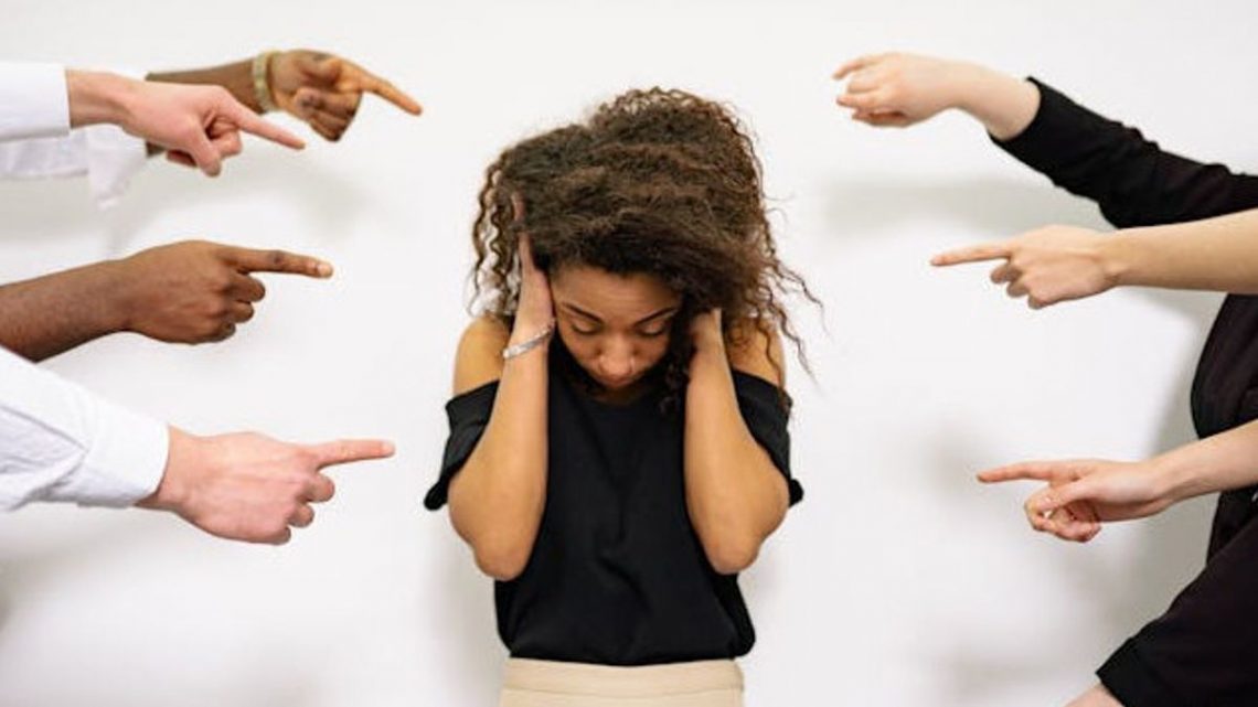 10 Signs You May Have Trouble Accepting Criticism, According to Psychology