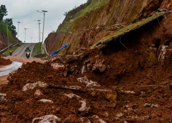 More Than 2,100 Residents Isolated After Landslide in Central Sulawesi