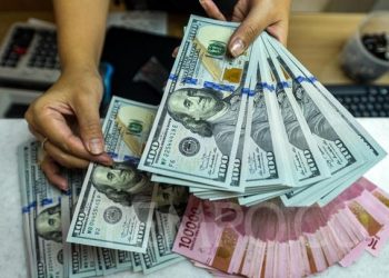 Rupiah Falls to Rp18,145 as Fed Rate Fears and Oil Prices Pressure Markets