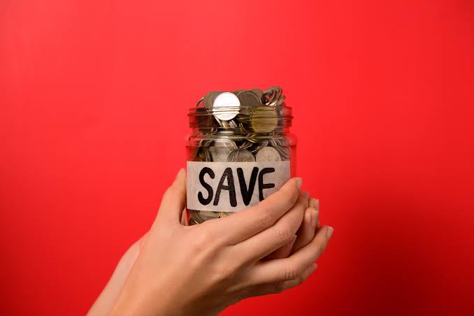 Gen Z's 'Loud Budgeting' Trend Is Changing How People Spend Money