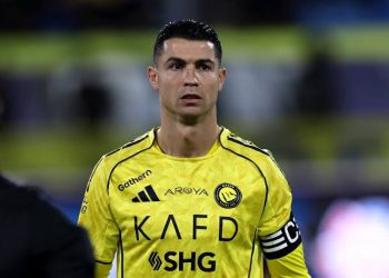 Al Nassr Reportedly Delays Ronaldo's Salary Amid Financial Crisis