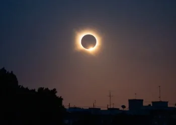Total Solar Eclipse Turns Spain’s Skies Dark in Rare 2026 Event
