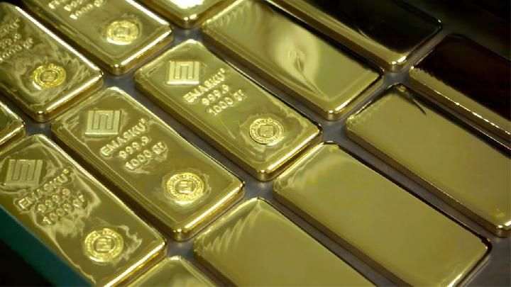 What Does Indonesia’s ‘1,800 Tons of Gold Under Pillows’ Really Mean?