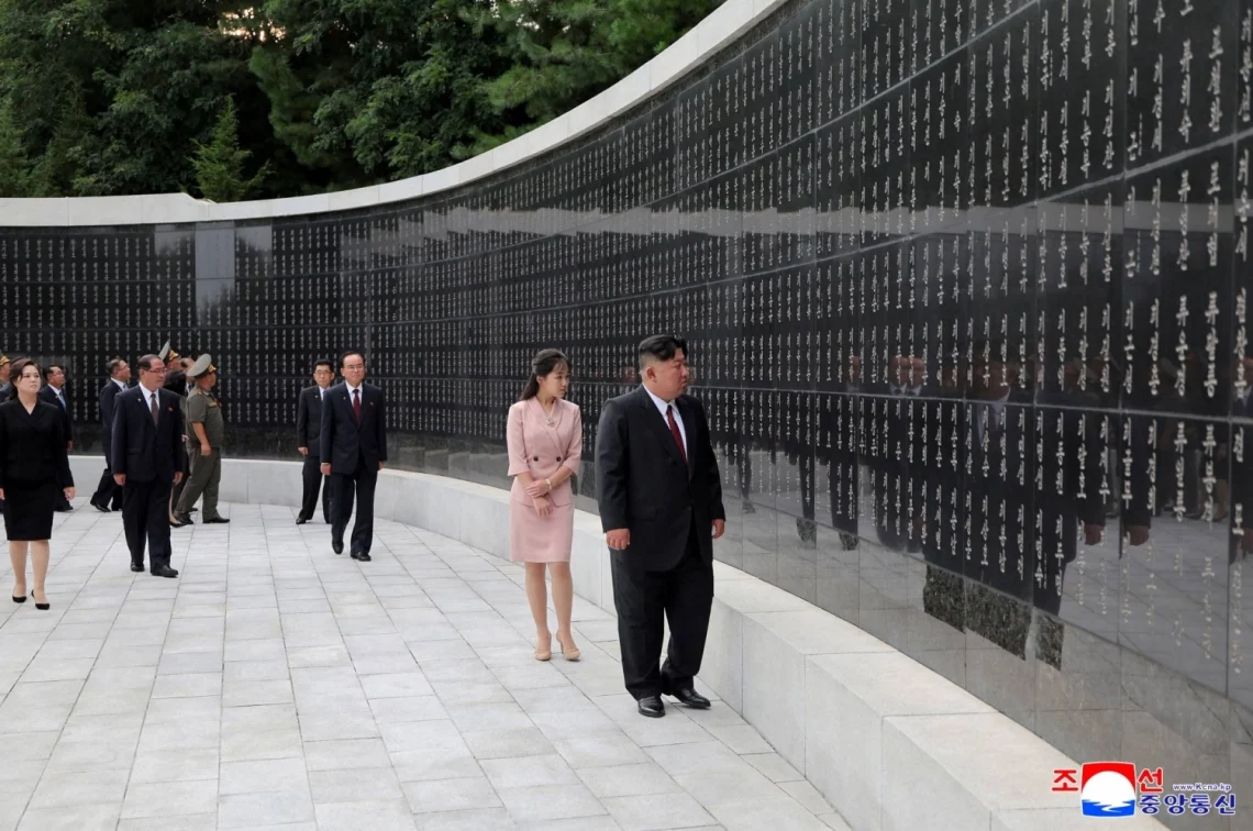 North Korea Fires Missile Hours After Trump Seeks Meeting With Kim Jong Un