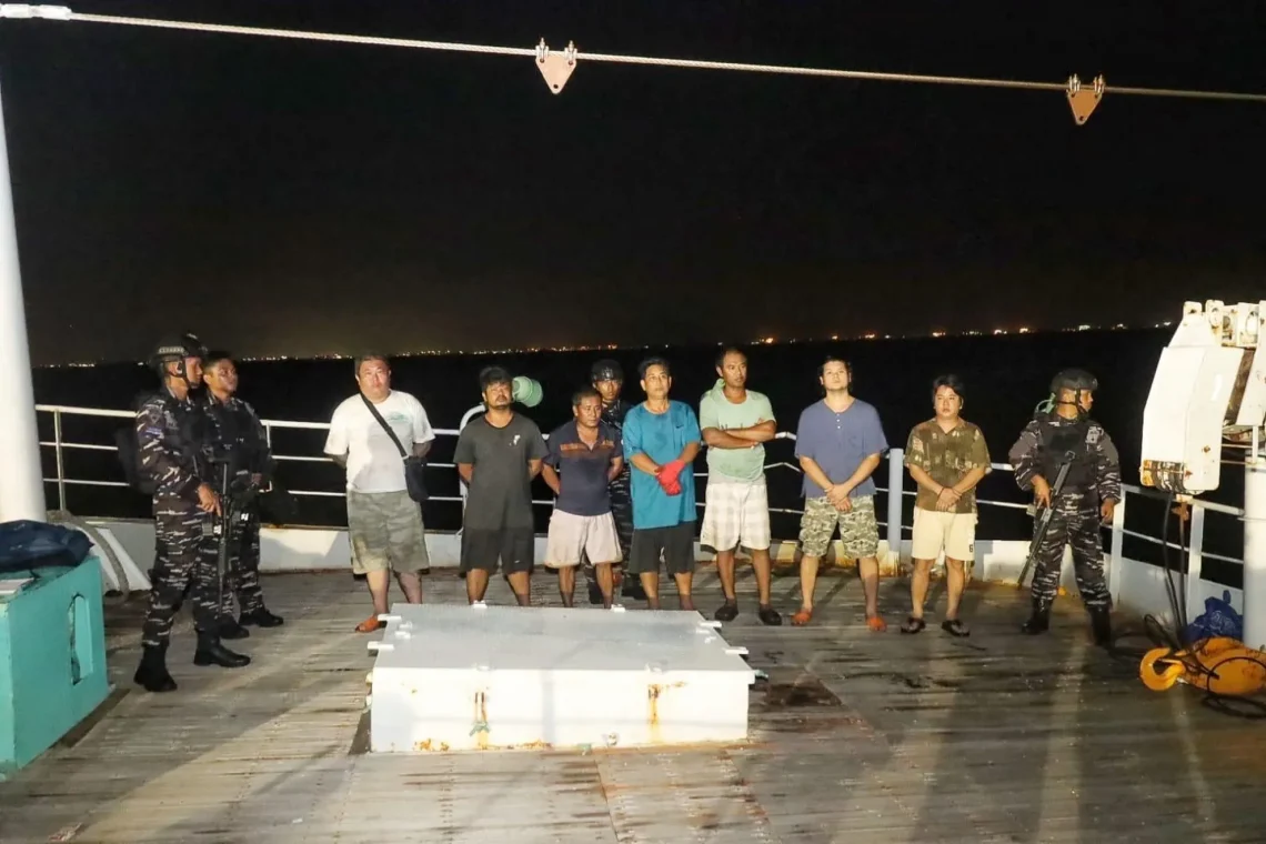 Indonesian Navy Seizes 1.3 Tons of Suspected Ketamine Off Riau Islands