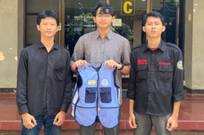 Brawijaya Students Develop AI-Powered Vest to Detect Stress in Children With Autism