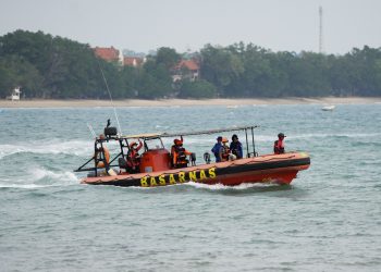 Basarnas Continues Search for 5 Missing Journalists in Sunda Strait