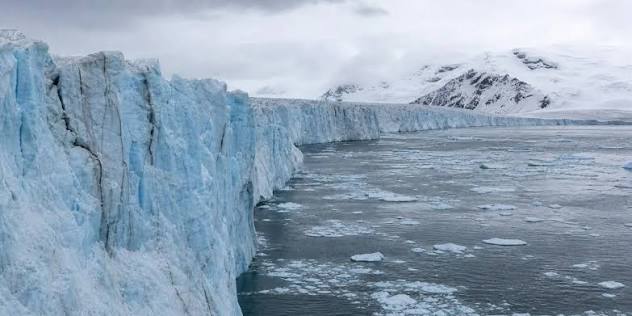 11.3 Trillion Tons of Polar Ice Have Melted Since the 1970s