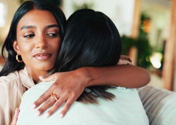 8 Signs Someone May Be Passive-Aggressive Without Saying It Directly