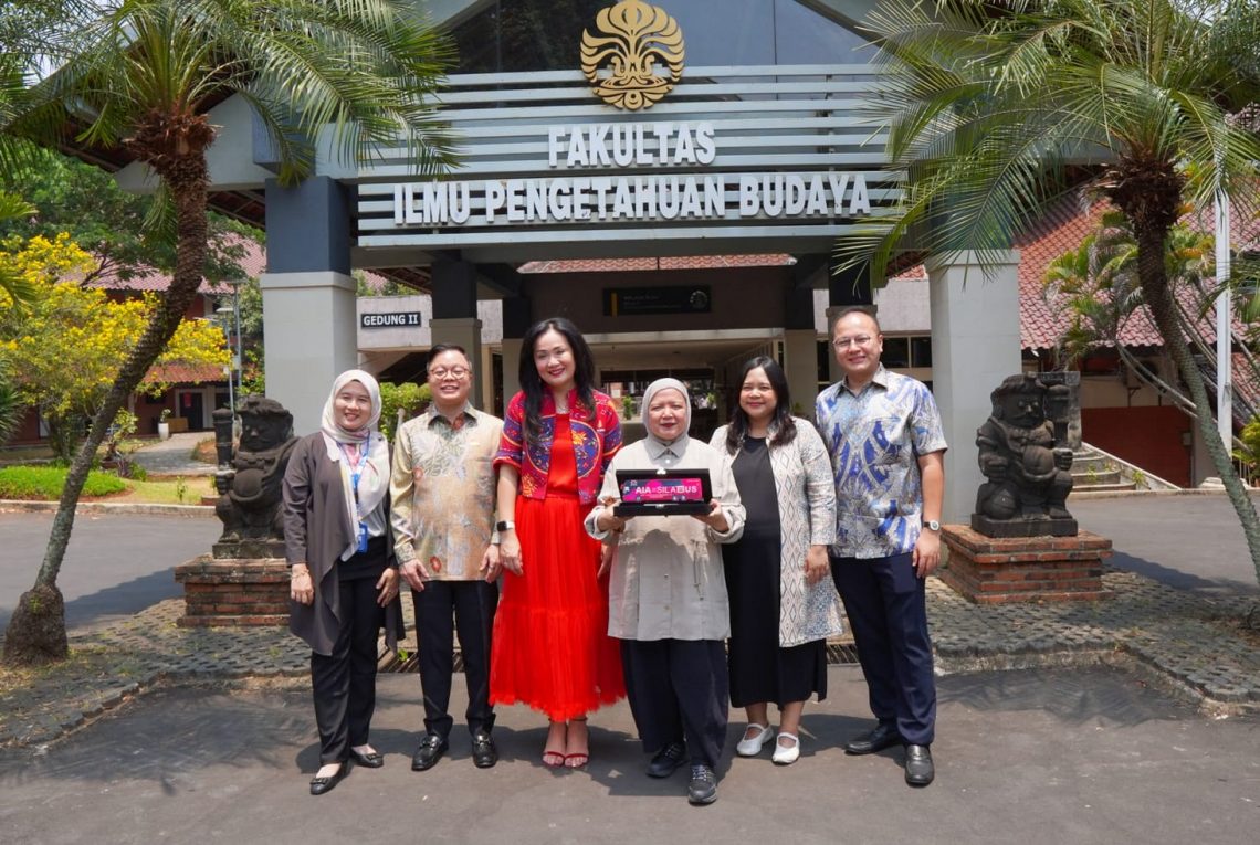 AIA Brings Financial Literacy Bus to UI to Educate Young Indonesians