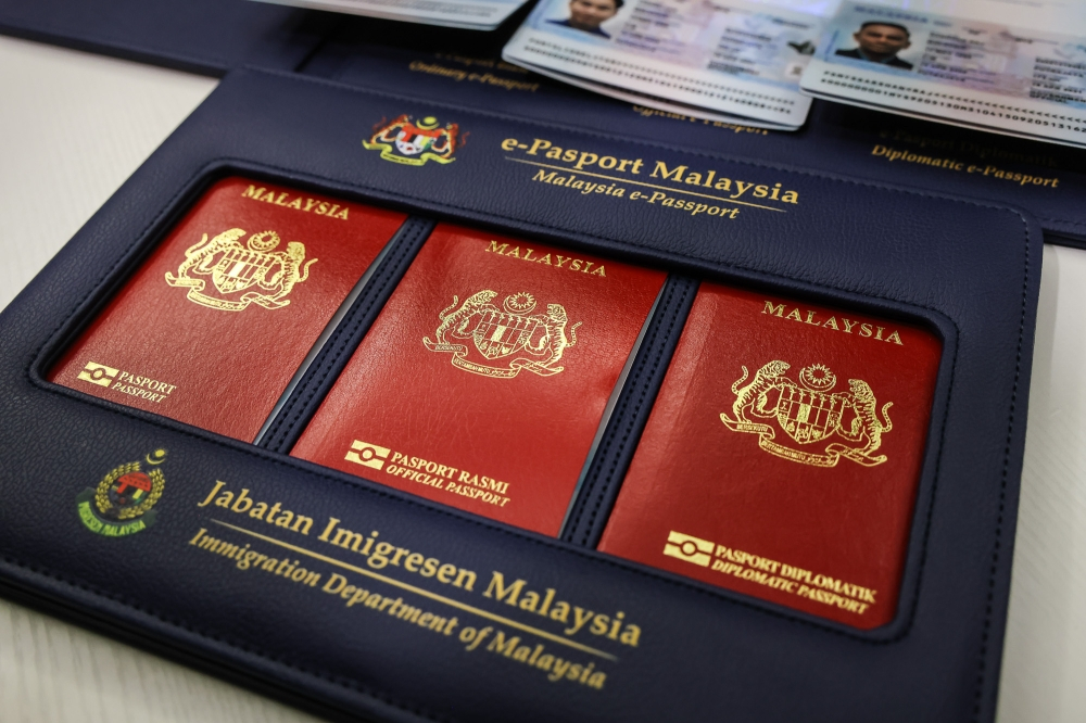 Singapore, Malaysia Take No. 2 Spot in 2026 Passport Ranking, Indonesia Ranks 56th