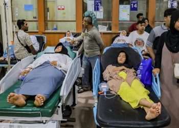 Police Forensic Team Tests MBG Food Samples After 566 Students Fall Ill