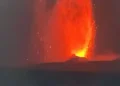 Anak Krakatau Erupts Repeatedly, Geological Agency Warns of Multiple Hazards