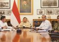 President Prabowo Subianto expressed surprise at the emergence of new plantation areas following forest and land fires in Kalimantan and Sumatra. Screenshot from the Presidential Secretariat YouTube channel.
