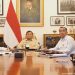 President Prabowo Subianto expressed surprise at the emergence of new plantation areas following forest and land fires in Kalimantan and Sumatra. Screenshot from the Presidential Secretariat YouTube channel.