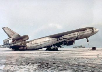 How Can Volcanic Ash Damage Aircraft Engines?
