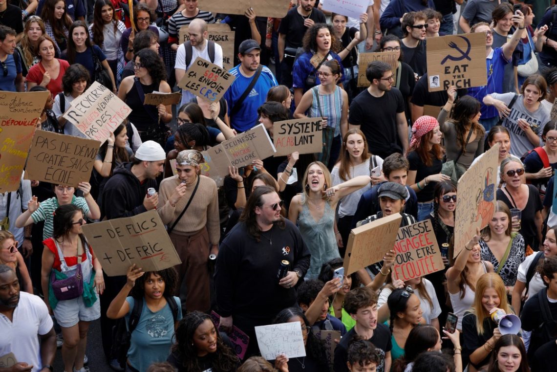 France Pushes Back After Trump Links Student Protests to Islam and Migration