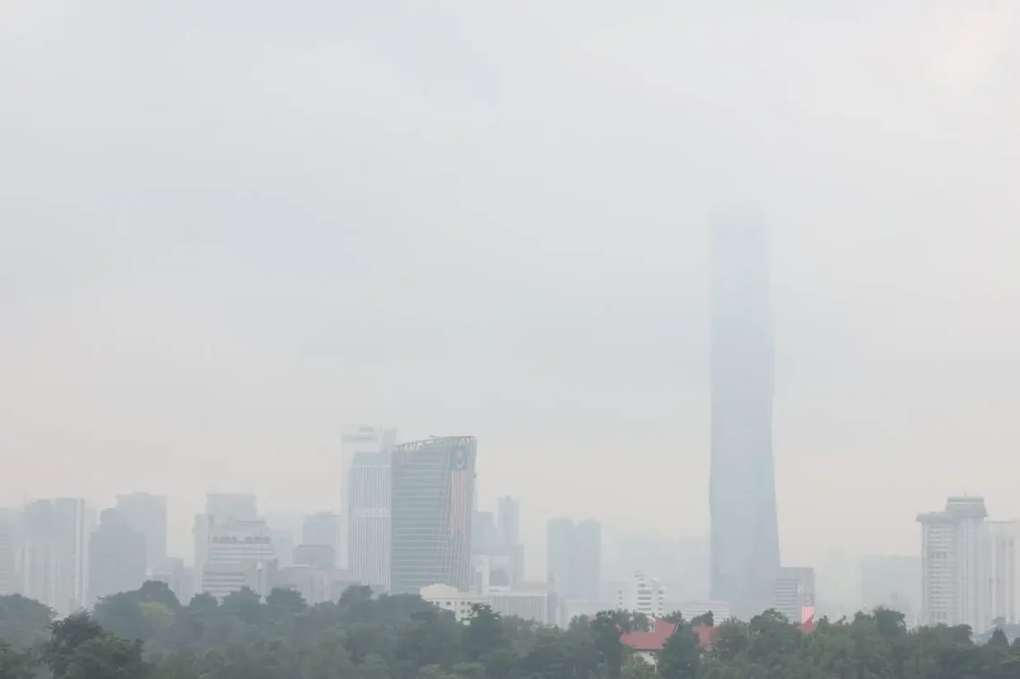 Malaysia Urges Indonesia and ASEAN to Act as Haze Crisis Worsens