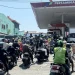 Bahlil Says National Fuel Stocks Are Safe, Blames Distribution Disruptions for Queues
