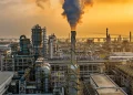 Oil Prices Surge Above $115 After Houthi Attack Claim on Saudi Refinery