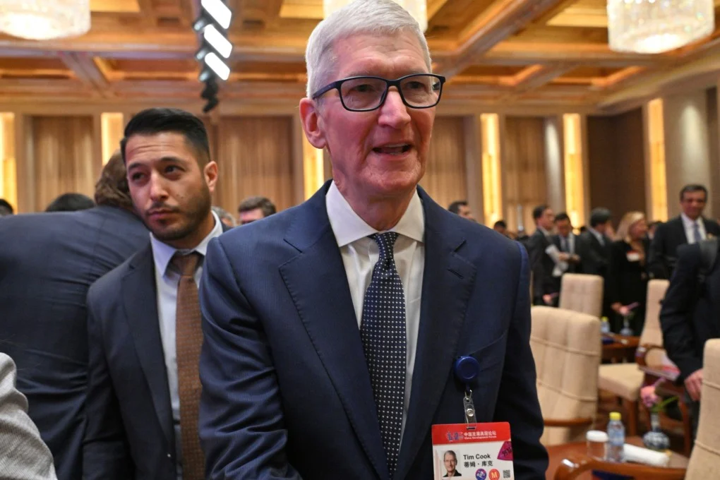 Tim Cook Visits China After Leaving Apple CEO Role, Discusses Business Expansion