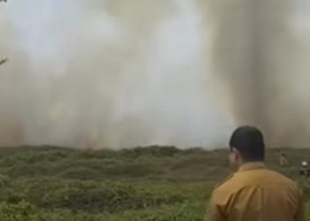 Floods and Tornadoes Hit South Kalimantan as 75 Hectares Remain on Fire
