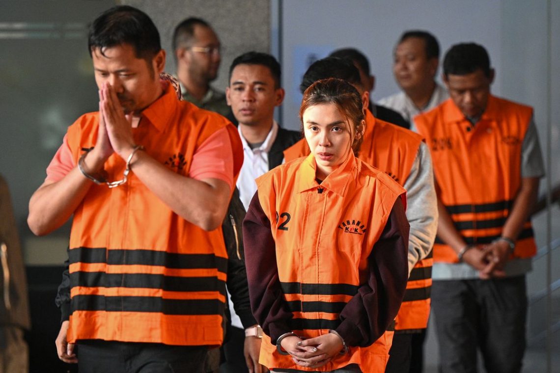 KPK Searches Eight Locations in BNPB Disaster Fund Corruption Case