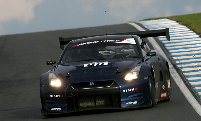 nissan v8 supercars gtr