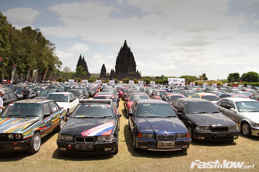 RATUSAN BMW HADIRI INDONESIAN BIMMERFEST 2013 DI PRAMBANAN,YOGYAKARTA 2