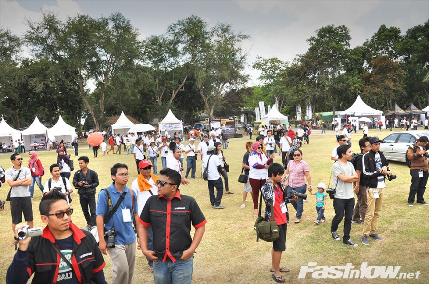 RATUSAN BMW HADIRI INDONESIAN BIMMERFEST 2013 DI PRAMBANAN,YOGYAKARTA 6