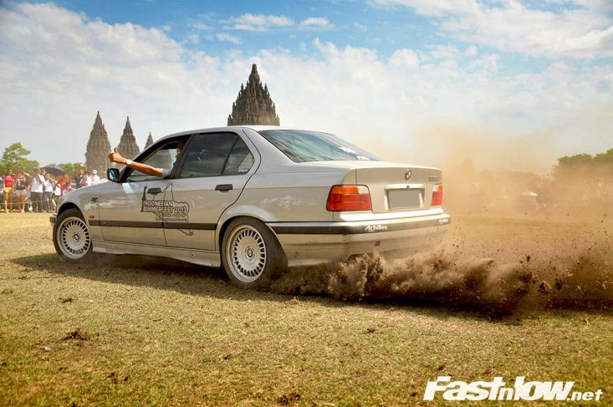 RATUSAN BMW HADIRI INDONESIAN BIMMERFEST 2013 DI PRAMBANAN,YOGYAKARTA 13