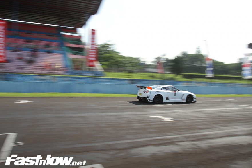 ISSOM 2014 super touring Lupromax, GTradial, Luminox, prestone, Fastnlow result pemenang, TTI, sentul, Nissan GTR
