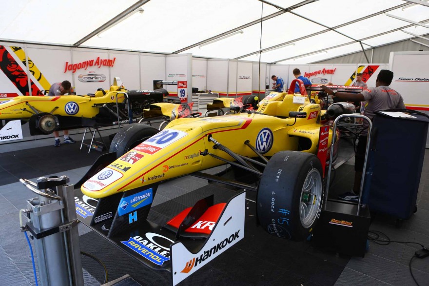 Sean Gelael - Race Engineer 1