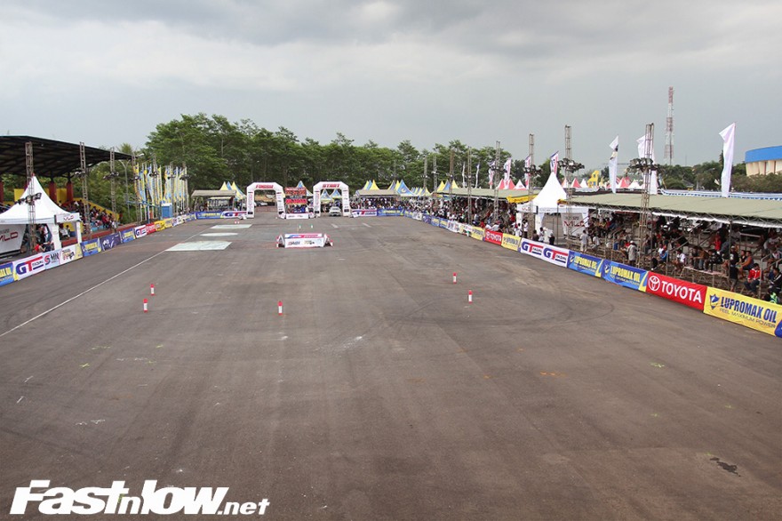 Slalom Malang 2014 crowd copy