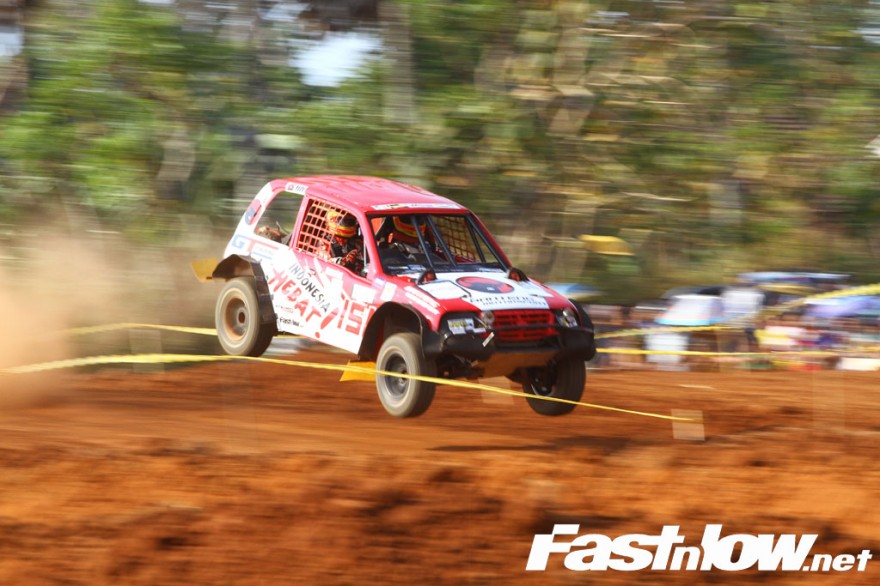 Indonesia extreme Offroad Racing Tuban SMN GT radial Lupromax Jhonlin UTV 11