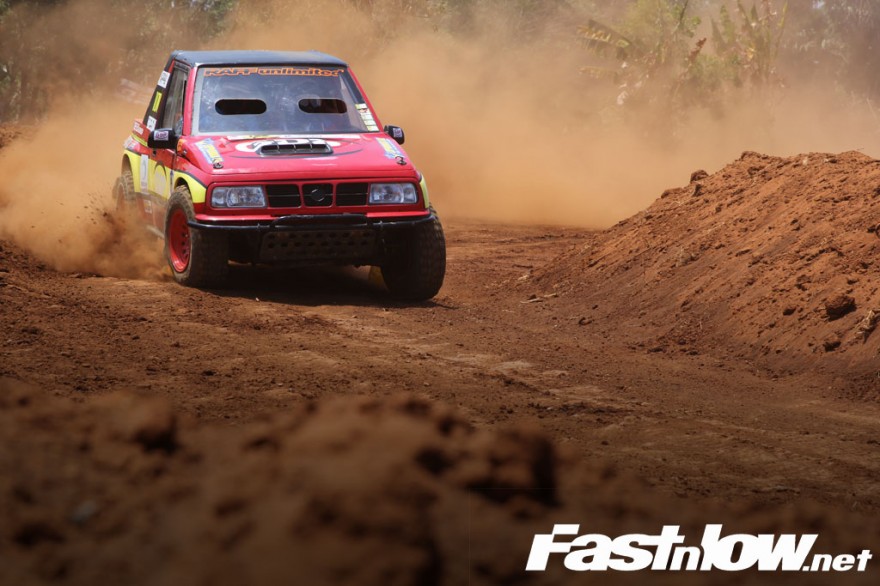 Indonesia extreme Offroad Racing Tuban SMN GT radial Lupromax Jhonlin UTV 3